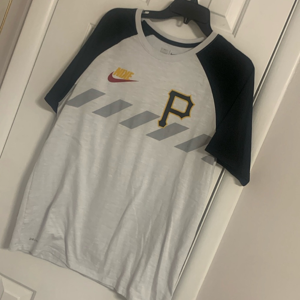 Nike Pittsburgh pirates T-shirt